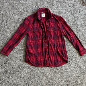 American Eagle Outfitters Red and Black Plaid Men's Shirt